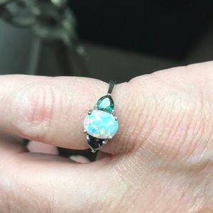 size 6 opal ring